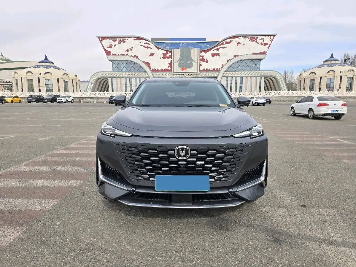 2023 ChangAn UNI-K iDD 1.5T 170HP L4 6TCT PHEV 28.39KWH,autocango,china used car exporter,china ev exporter,chinese used car exporter,chinese used ev exporter