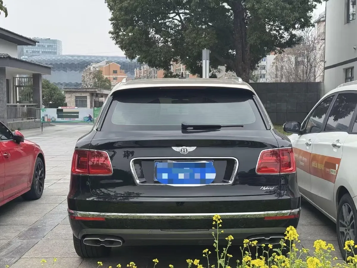 2019 Bentley Bentayga 3.0T 340HP V6 8AT PHEV 17.3KWH,autocango,china used car exporter,china ev exporter,chinese used car exporter,chinese used ev exporter