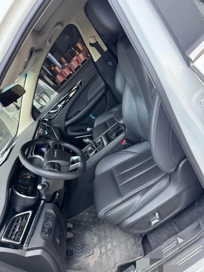 2019 Jetour X90 1.5T 147HP L4 6MT,autocango,china used car exporter,china ev exporter,chinese used car exporter,chinese used ev exporter