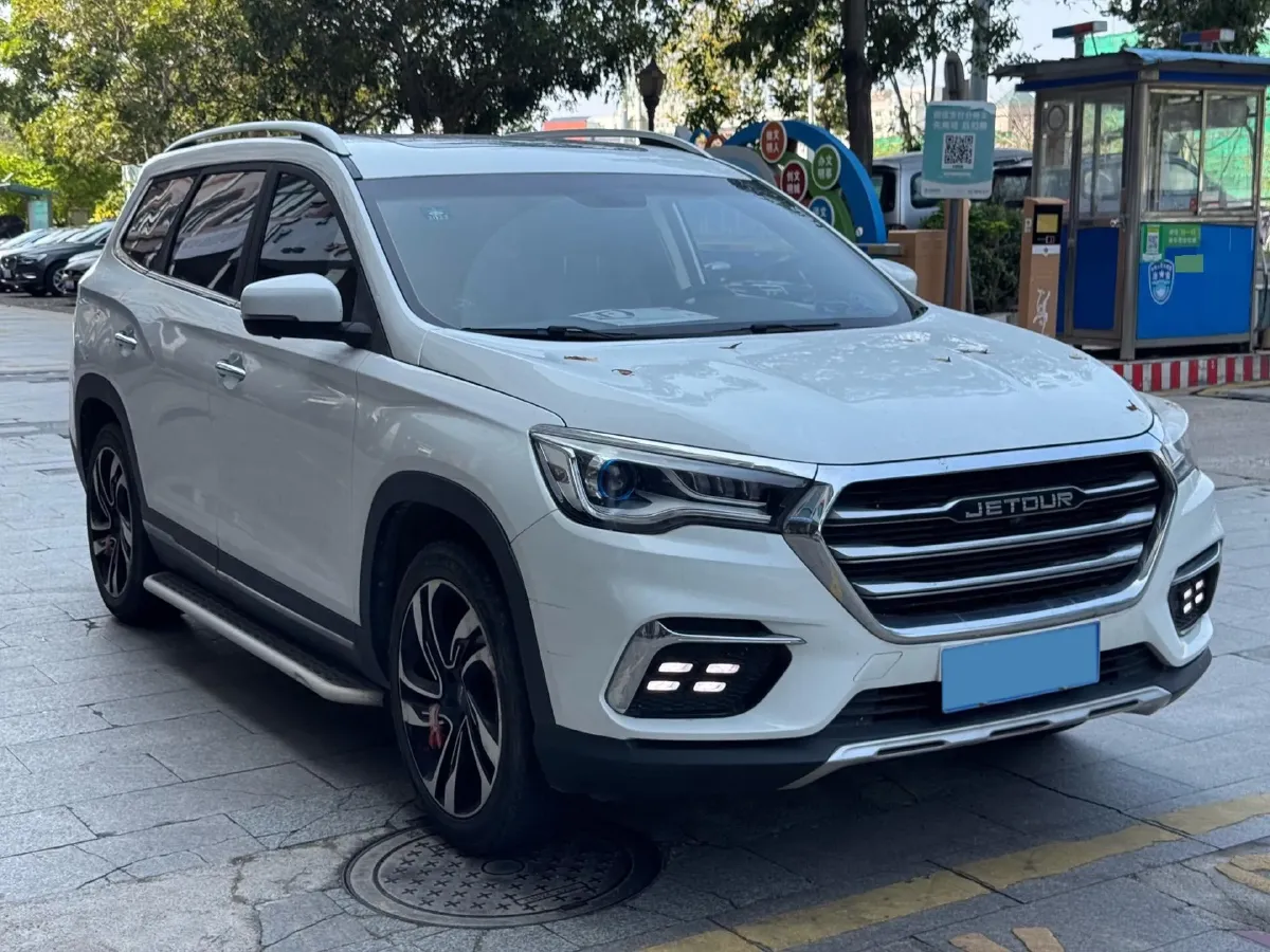 2019 Jetour X90 1.5T 147HP L4 6MT,autocango,china used car exporter,china ev exporter,chinese used car exporter,chinese used ev exporter