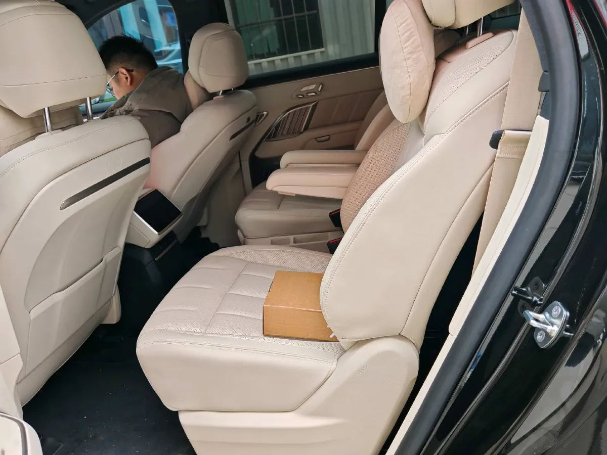 2026 ONVO L90 BEV,autocango,china used car exporter,china ev exporter,chinese used car exporter,chinese used ev exporter