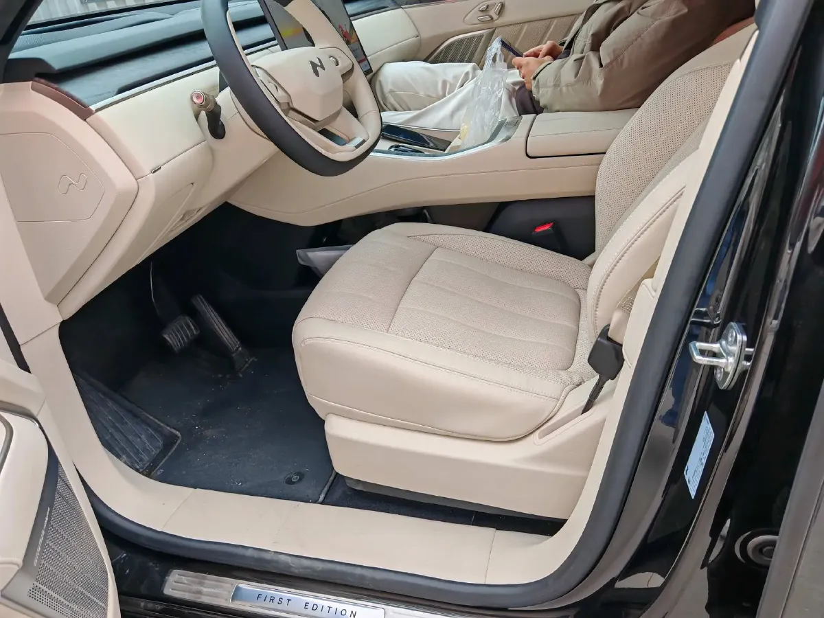 2026 ONVO L90 BEV,autocango,china used car exporter,china ev exporter,chinese used car exporter,chinese used ev exporter