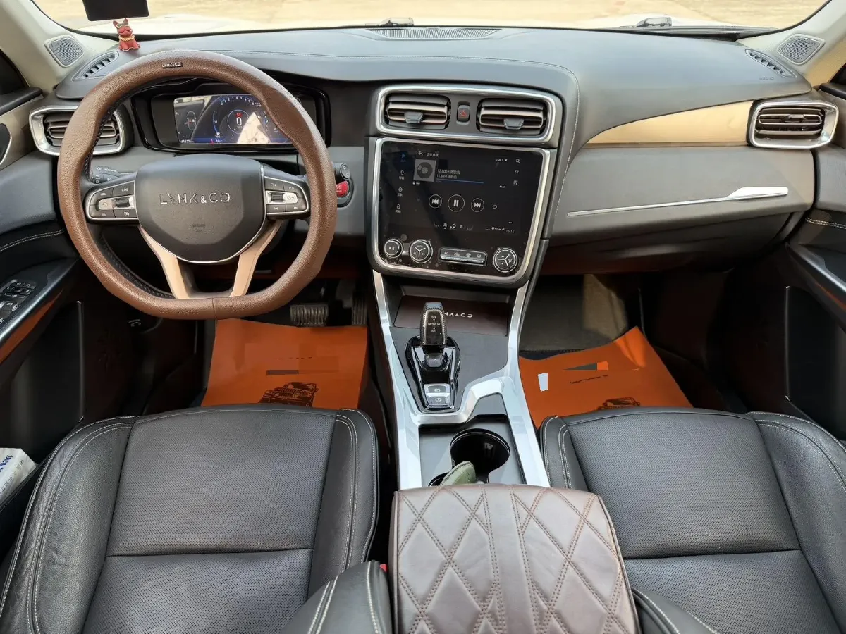 2018 Foton Tunland 2.0T 218HP L4 6AT,autocango,china used car exporter,china ev exporter,chinese used car exporter,chinese used ev exporter