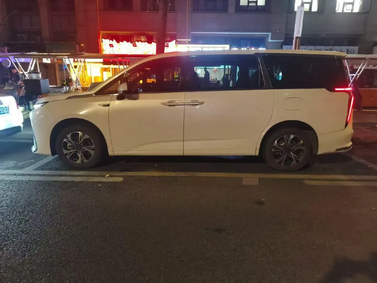 2024 MAXUS DaJia 9 BEV 90KWH,autocango,china used car exporter,china ev exporter,chinese used car exporter,chinese used ev exporter