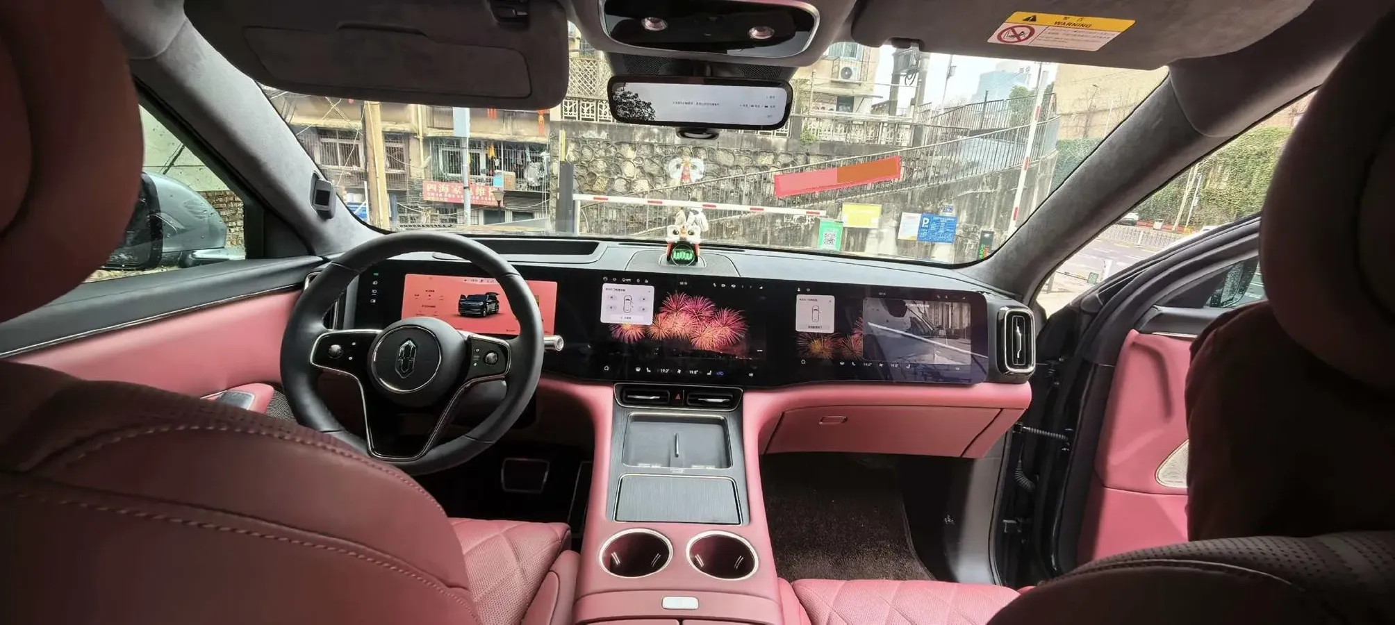 2025 AITO AITO M8 REEV 160HP REEV 53.4KWH,autocango,china used car exporter,china ev exporter,chinese used car exporter,chinese used ev exporter