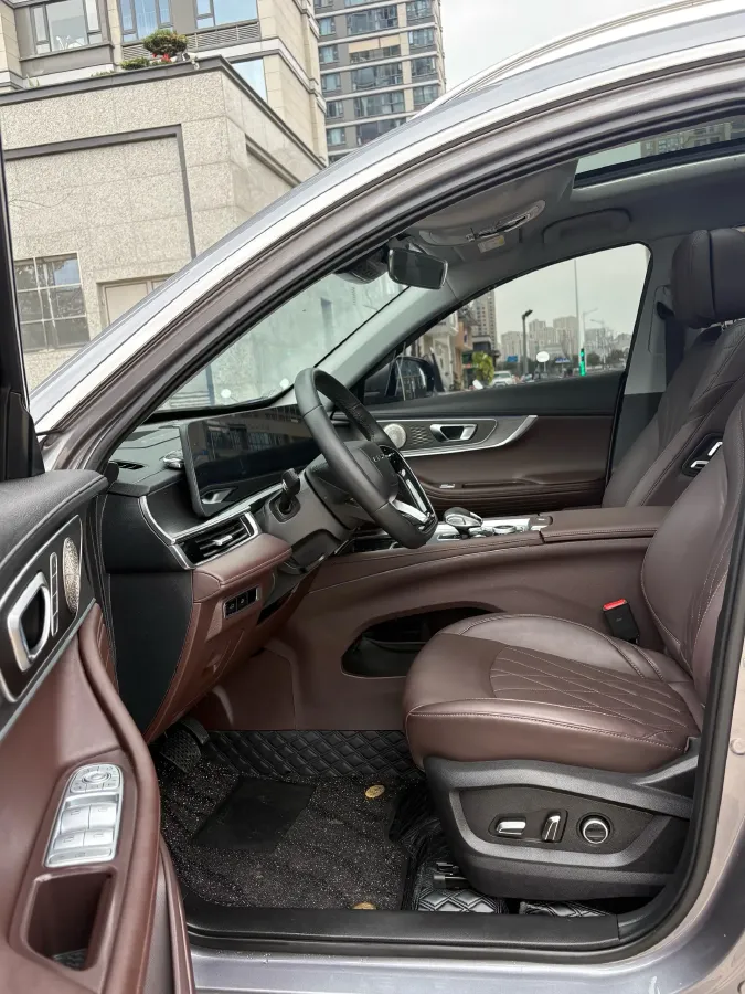 2024 Chery Tiggo 8 PRO 2.0T 254HP L4 7DCT,autocango,china used car exporter,china ev exporter,chinese used car exporter,chinese used ev exporter