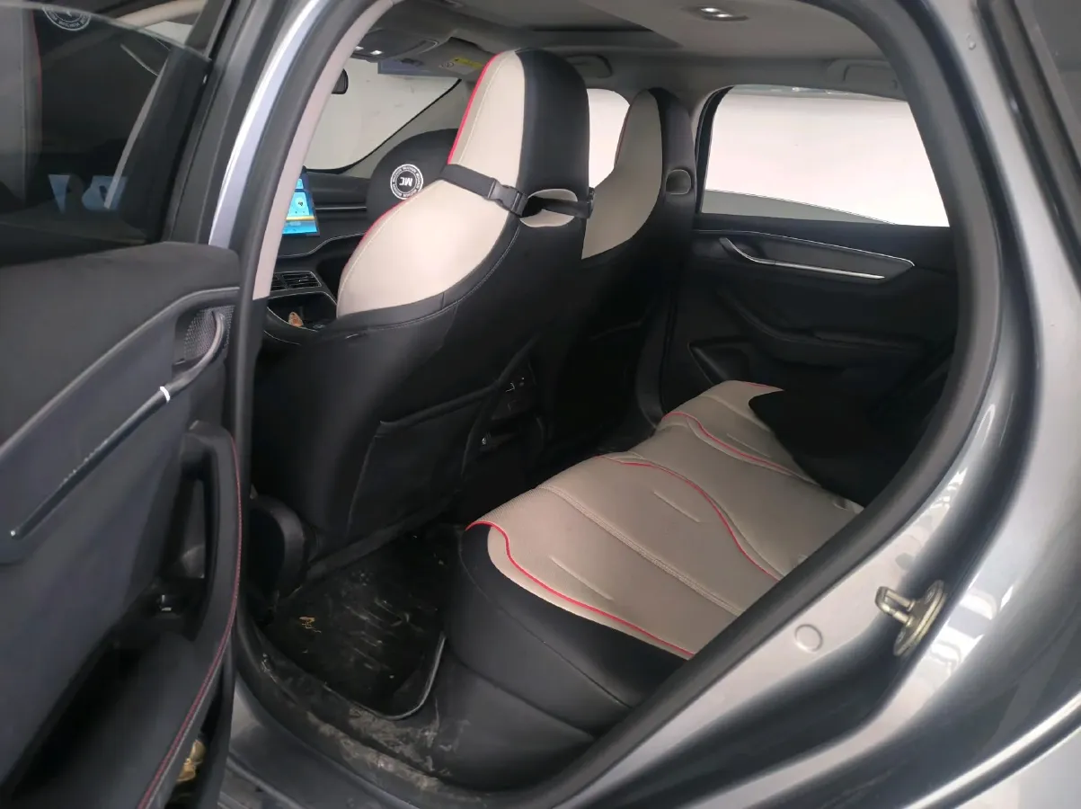 2022 Roewe RX5 MAX 1.5T 181HP L4 6AT,autocango,china used car exporter,china ev exporter,chinese used car exporter,chinese used ev exporter