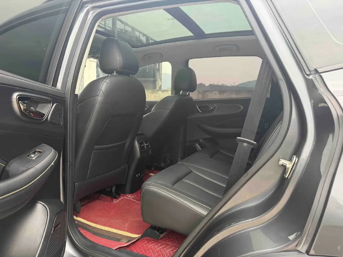 2021 Roewe RX5 1.5T 181HP L4 7DCT,autocango,china used car exporter,china ev exporter,chinese used car exporter,chinese used ev exporter