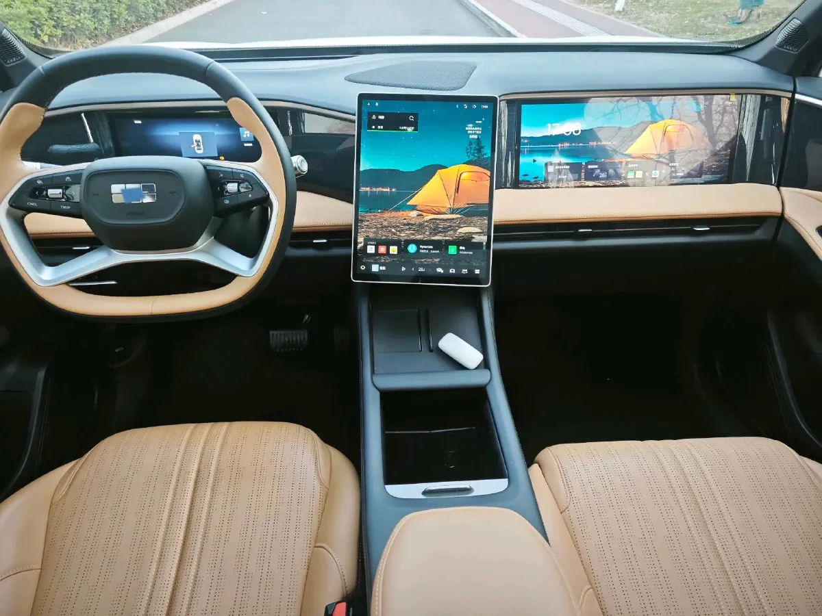 2023 Geely Galaxy L7 1.5T 163HP L4 3DHT PHEV 18.7KWH,autocango,china used car exporter,china ev exporter,chinese used car exporter,chinese used ev exporter