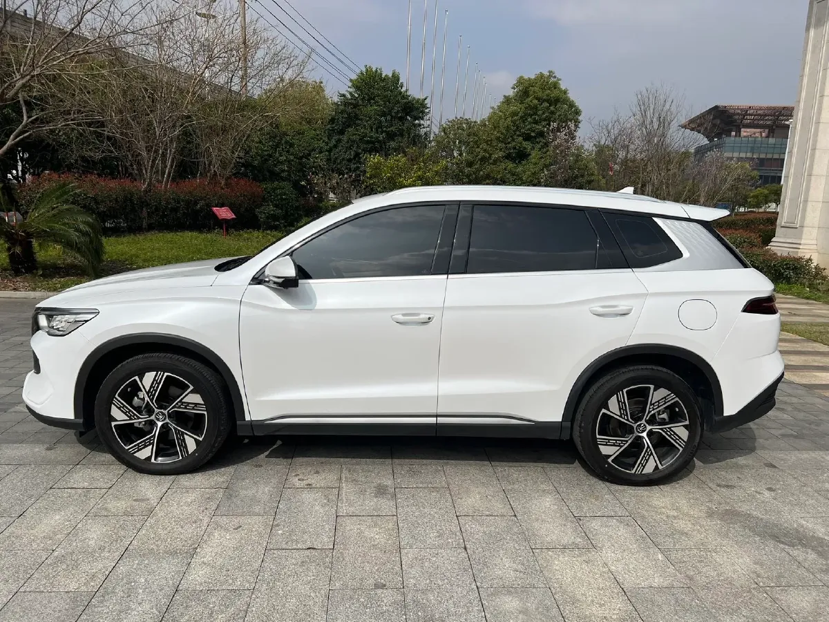 2023 BYD Song Pro 1.5L 110HP L4 E-CVT PHEV 18.3KWH,autocango,china used car exporter,china ev exporter,chinese used car exporter,chinese used ev exporter