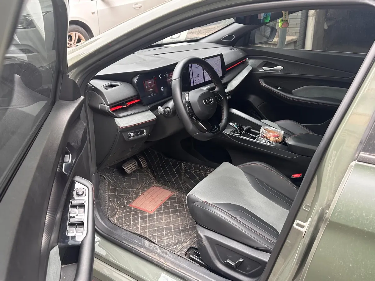 2022 Geely Binray 1.5T 181HP L4 7DCT,autocango,china used car exporter,china ev exporter,chinese used car exporter,chinese used ev exporter