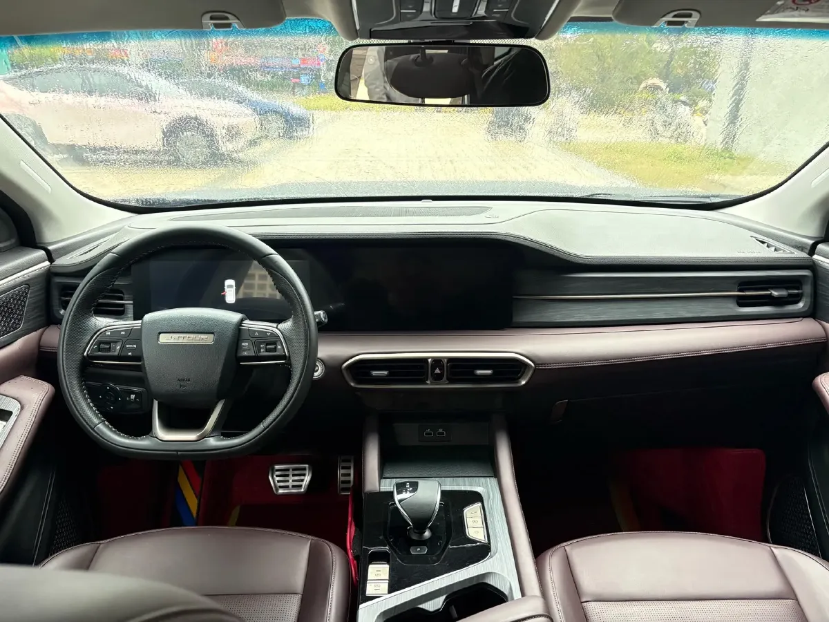 2024 Jetour X90 Plus 1.6T 197HP L4 7DCT,autocango,china used car exporter,china ev exporter,chinese used car exporter,chinese used ev exporter