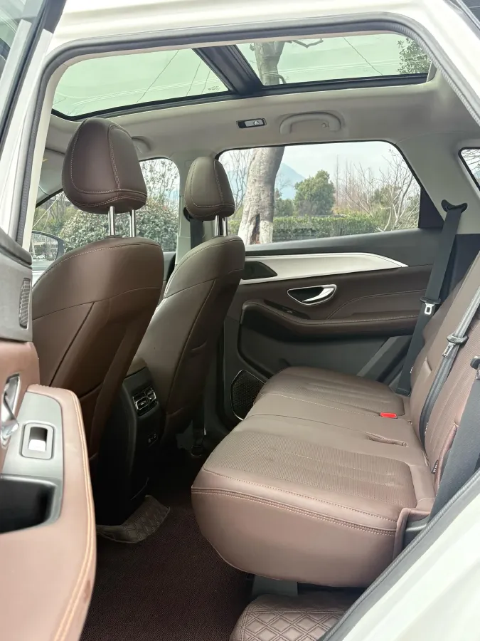 2023 Jetour X90 Plus 1.6T 197HP L4 7DCT,autocango,china used car exporter,china ev exporter,chinese used car exporter,chinese used ev exporter