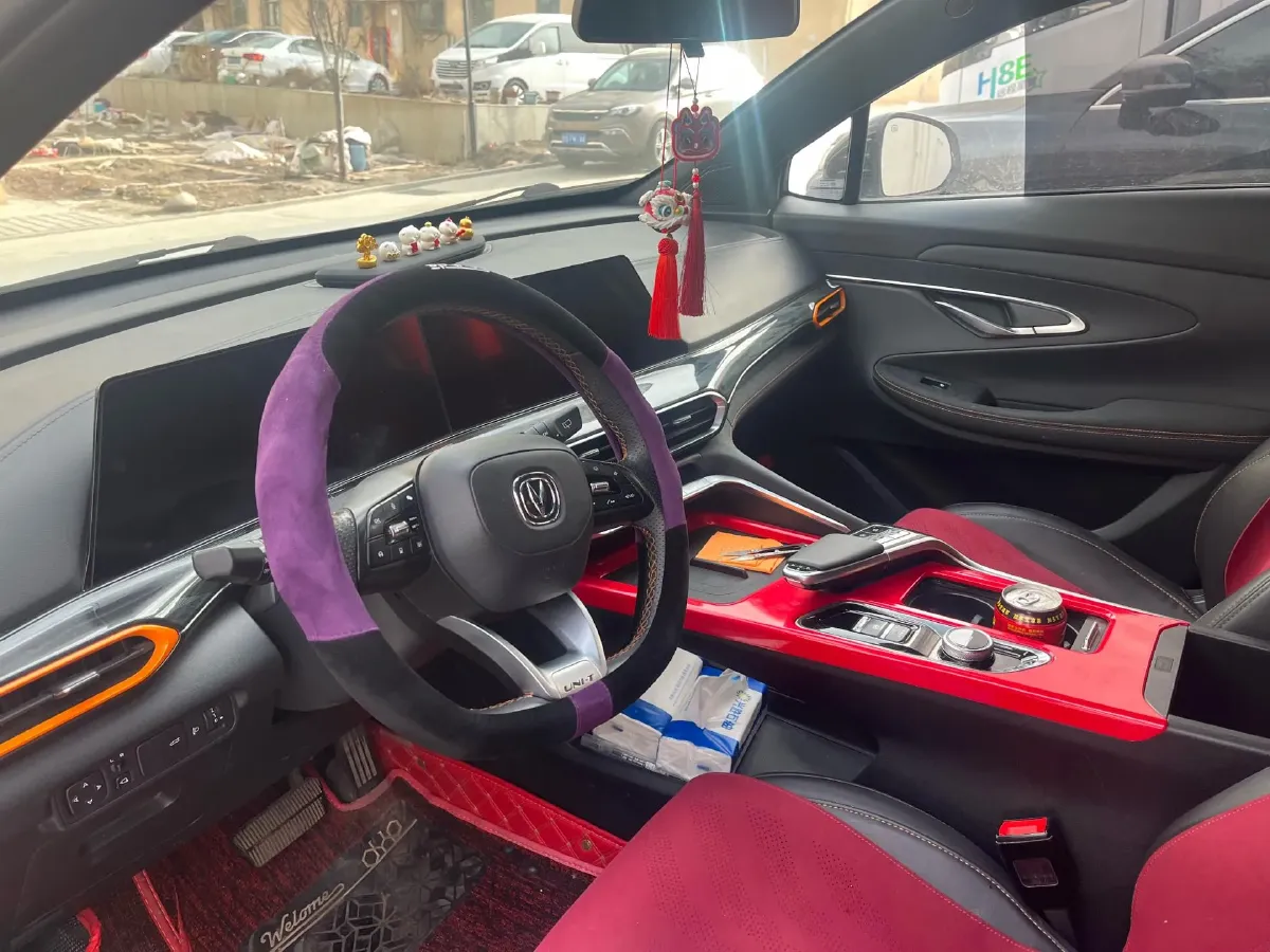 2021 ChangAn UNI-T 1.5T 180HP L4 7DCT,autocango,china used car exporter,china ev exporter,chinese used car exporter,chinese used ev exporter