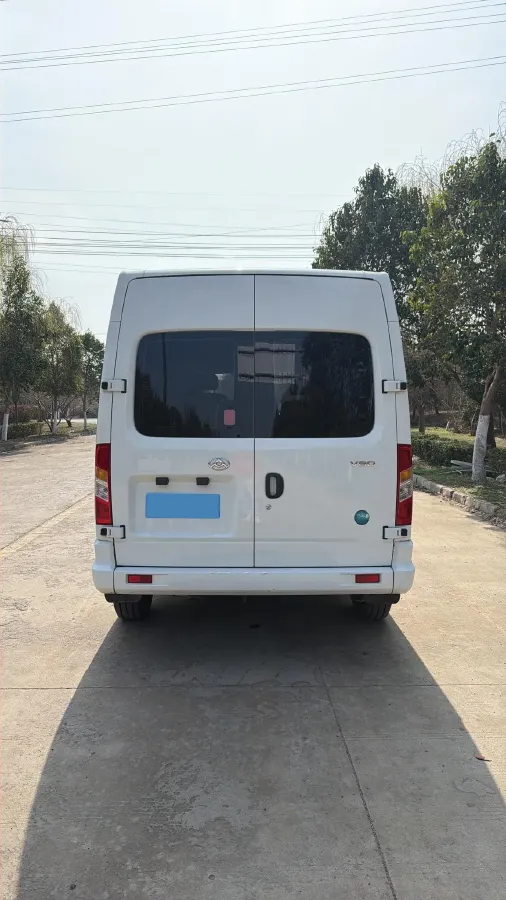 2023 DongFeng DFAC YuFeng 2.0T 136HP L4 6MT,autocango,china used car exporter,china ev exporter,chinese used car exporter,chinese used ev exporter