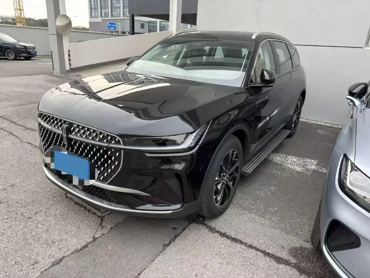 2023 Lincoln Nautilus 2.0T 261HP L4 8AT,autocango,china used car exporter,china ev exporter,chinese used car exporter,chinese used ev exporter