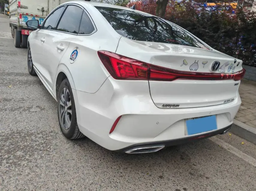 2023 ChangAn Eado 1.4T 160HP L4 7DCT,autocango,china used car exporter,china ev exporter,chinese used car exporter,chinese used ev exporter