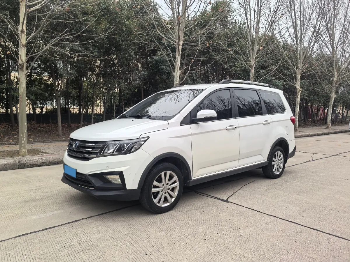 2017 BAIC ChangHe M70 1.5L 113HP L4 5MT,autocango,china used car exporter,china ev exporter,chinese used car exporter,chinese used ev exporter