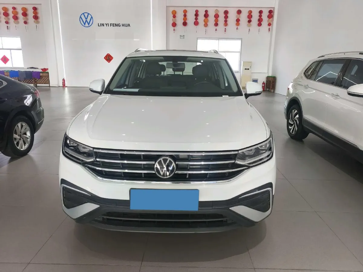 2023 Volkswagen Tiguan L 1.5T 160HP L4 7DCT,autocango,china used car exporter,china ev exporter,chinese used car exporter,chinese used ev exporter