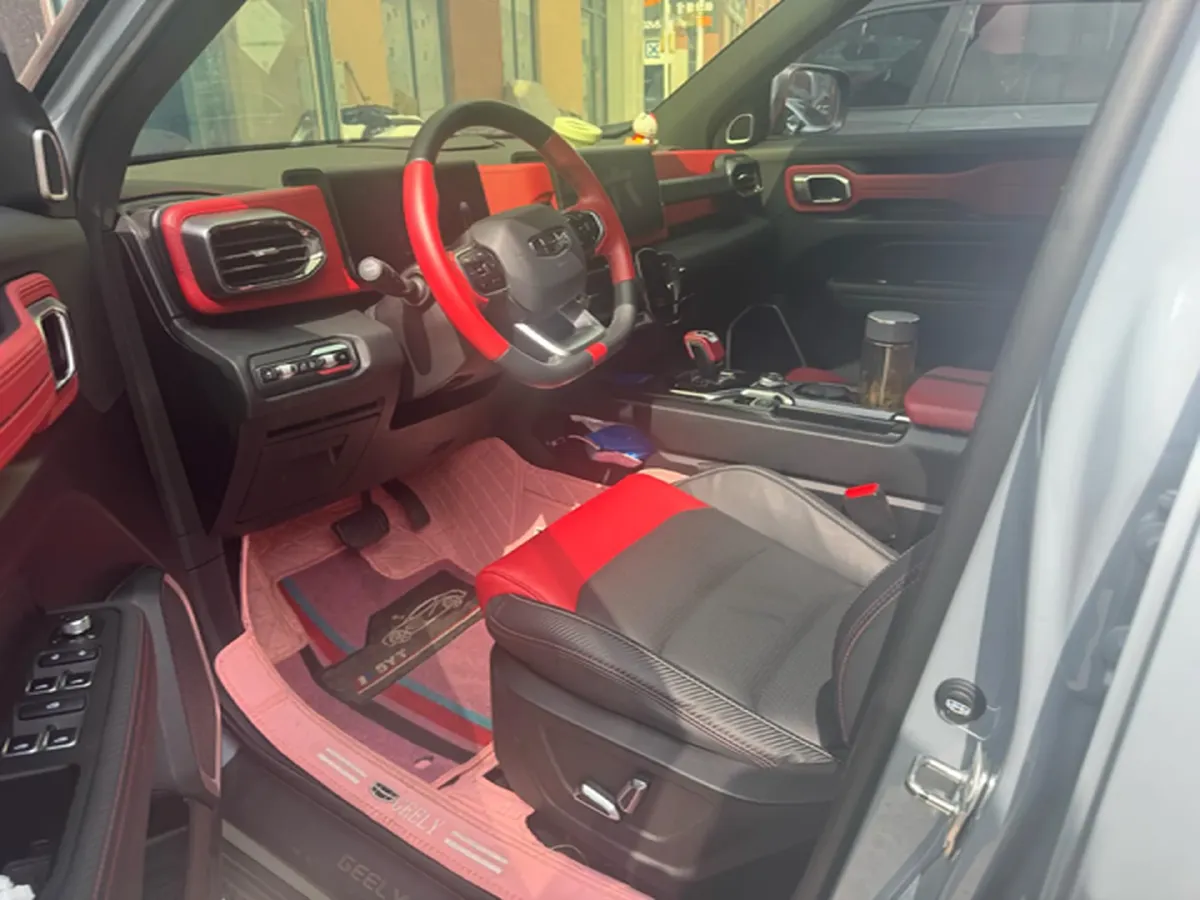 2020 Geely ICON 1.5T 177HP L3 7DCT,autocango,china used car exporter,china ev exporter,chinese used car exporter,chinese used ev exporter