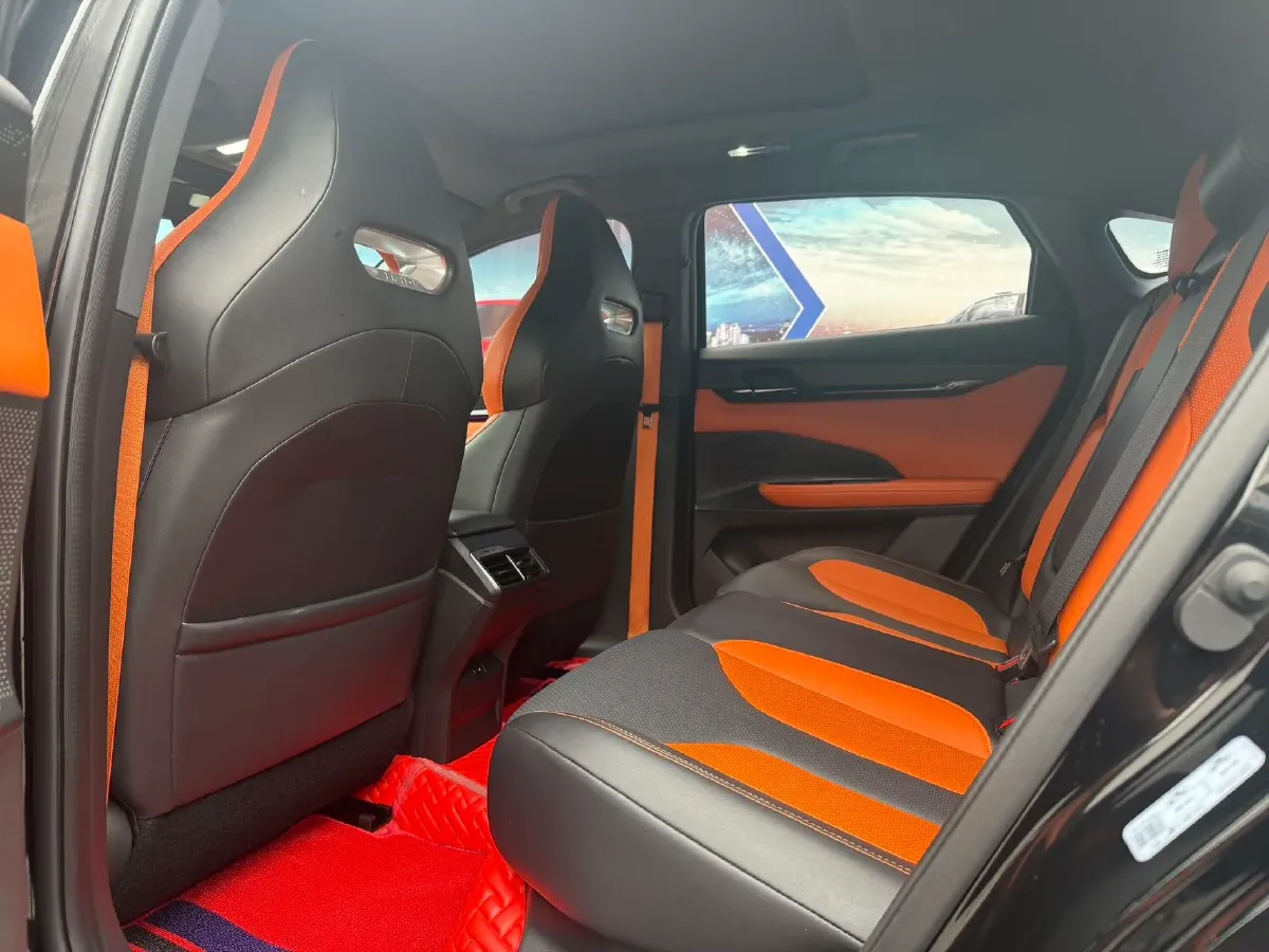 2023 ChangAn UNI-V 1.5T 188HP L4 7DCT,autocango,china used car exporter,china ev exporter,chinese used car exporter,chinese used ev exporter