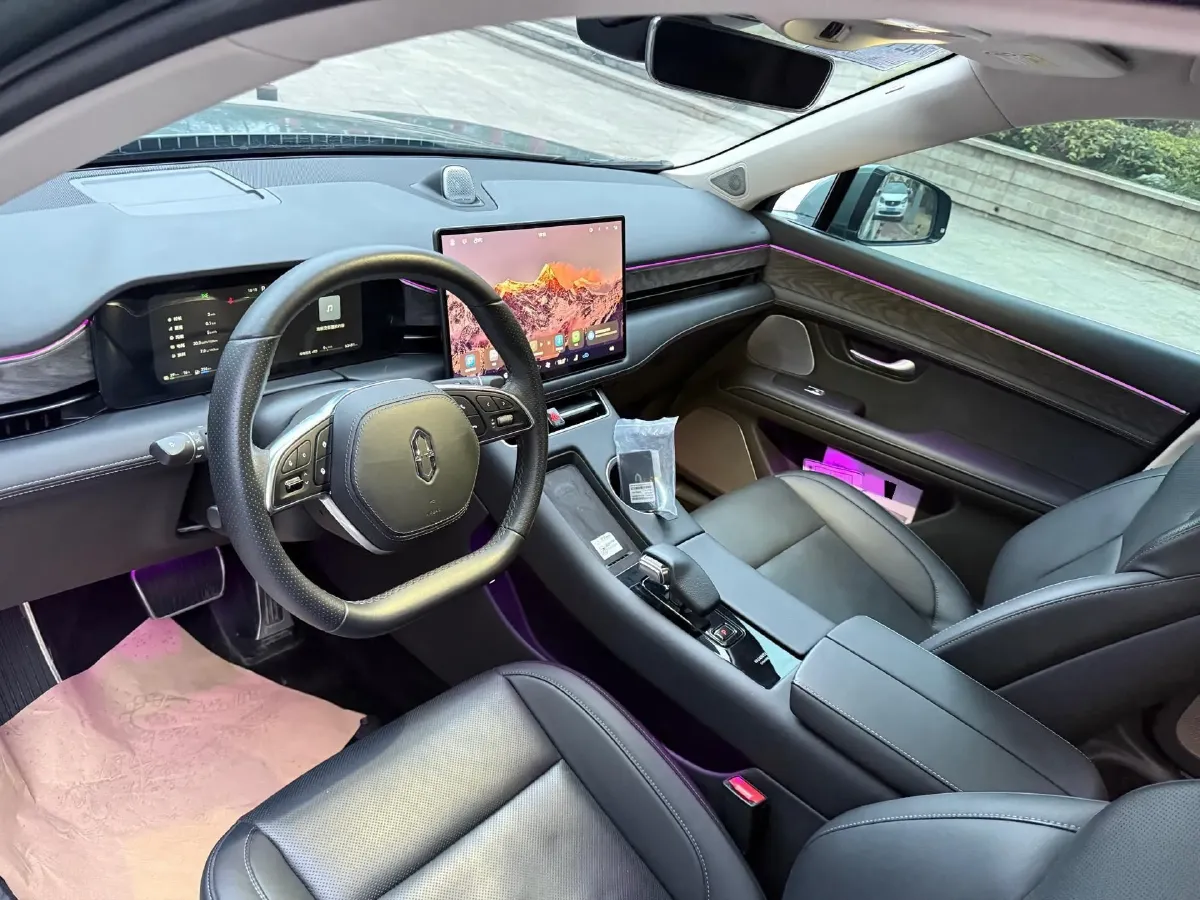 2022 Isuzu Mu-X 2.0T 220HP L4 8AT,autocango,china used car exporter,china ev exporter,chinese used car exporter,chinese used ev exporter