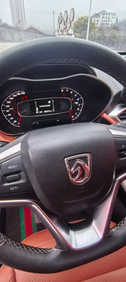 2018 BaoJun 530 1.5T 150HP L4 6DCT,autocango,china used car exporter,china ev exporter,chinese used car exporter,chinese used ev exporter