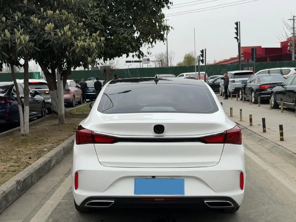 2021 ChangAn Eado 1.4T 160HP L4 7DCT,autocango,china used car exporter,china ev exporter,chinese used car exporter,chinese used ev exporter