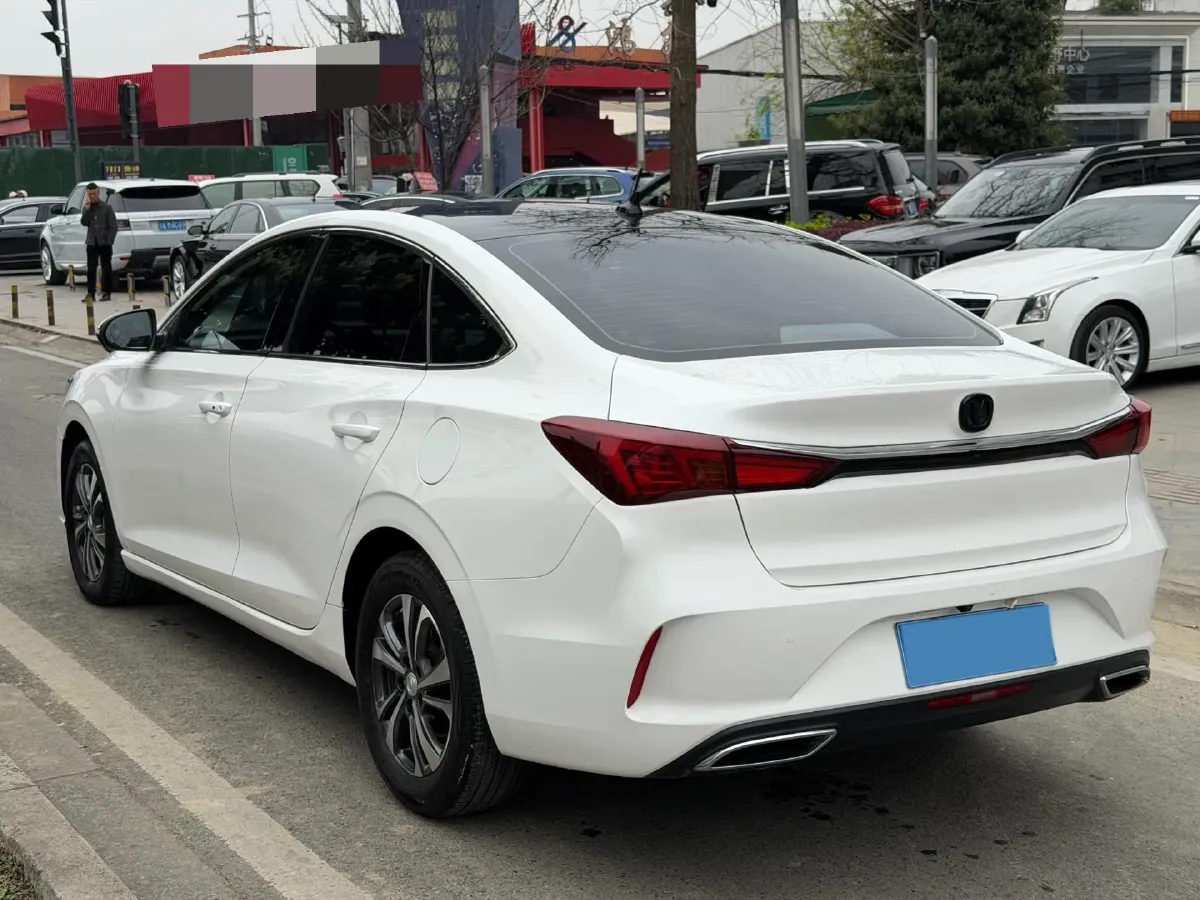 2021 ChangAn Eado 1.4T 160HP L4 7DCT,autocango,china used car exporter,china ev exporter,chinese used car exporter,chinese used ev exporter