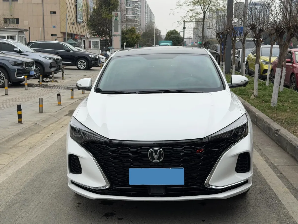 2021 ChangAn Eado 1.4T 160HP L4 7DCT,autocango,china used car exporter,china ev exporter,chinese used car exporter,chinese used ev exporter
