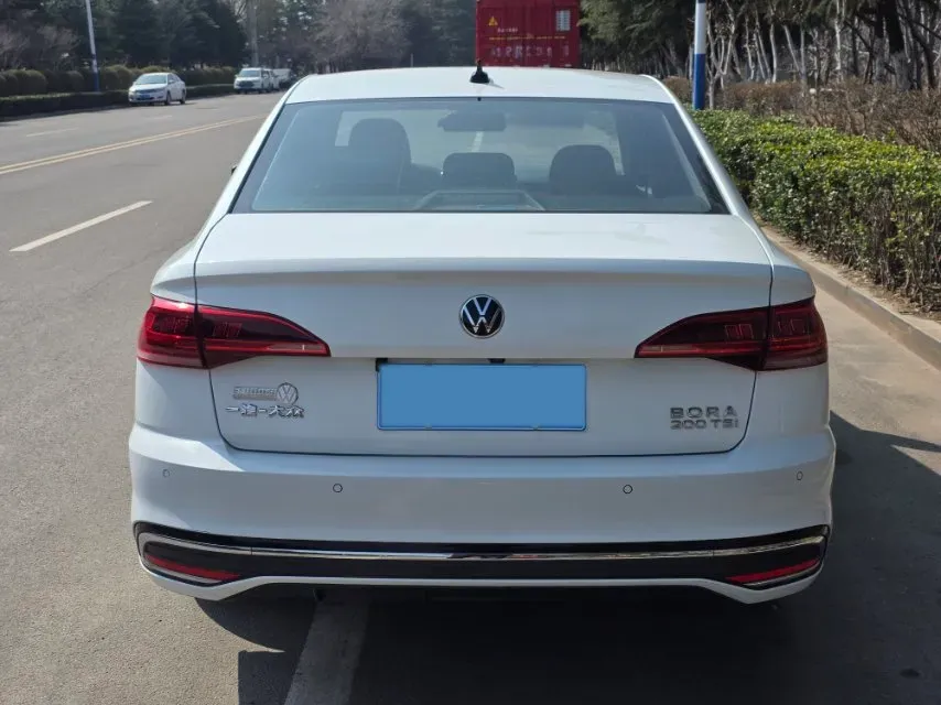 2023 Volkswagen Bora 1.2T 116HP L4 7DCT,autocango,china used car exporter,china ev exporter,chinese used car exporter,chinese used ev exporter