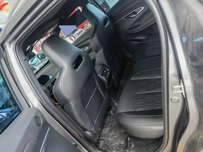 2022 ChangAn UNI-T 1.5T 188HP L4 7DCT,autocango,china used car exporter,china ev exporter,chinese used car exporter,chinese used ev exporter