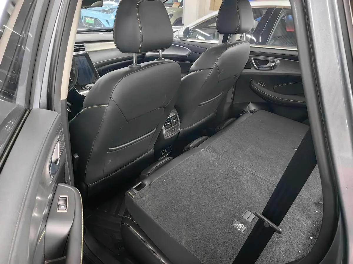 2019 Roewe RX5 1.5T 162HP L4 2AT PHEV 12KWH,autocango,china used car exporter,china ev exporter,chinese used car exporter,chinese used ev exporter