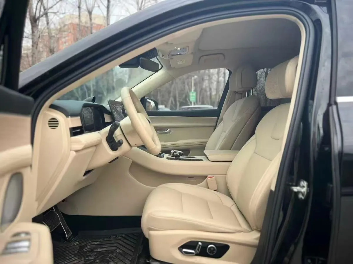 2024 AITO AITO M5 1.5T 152HP L4 REEV 42KWH,autocango,china used car exporter,china ev exporter,chinese used car exporter,chinese used ev exporter