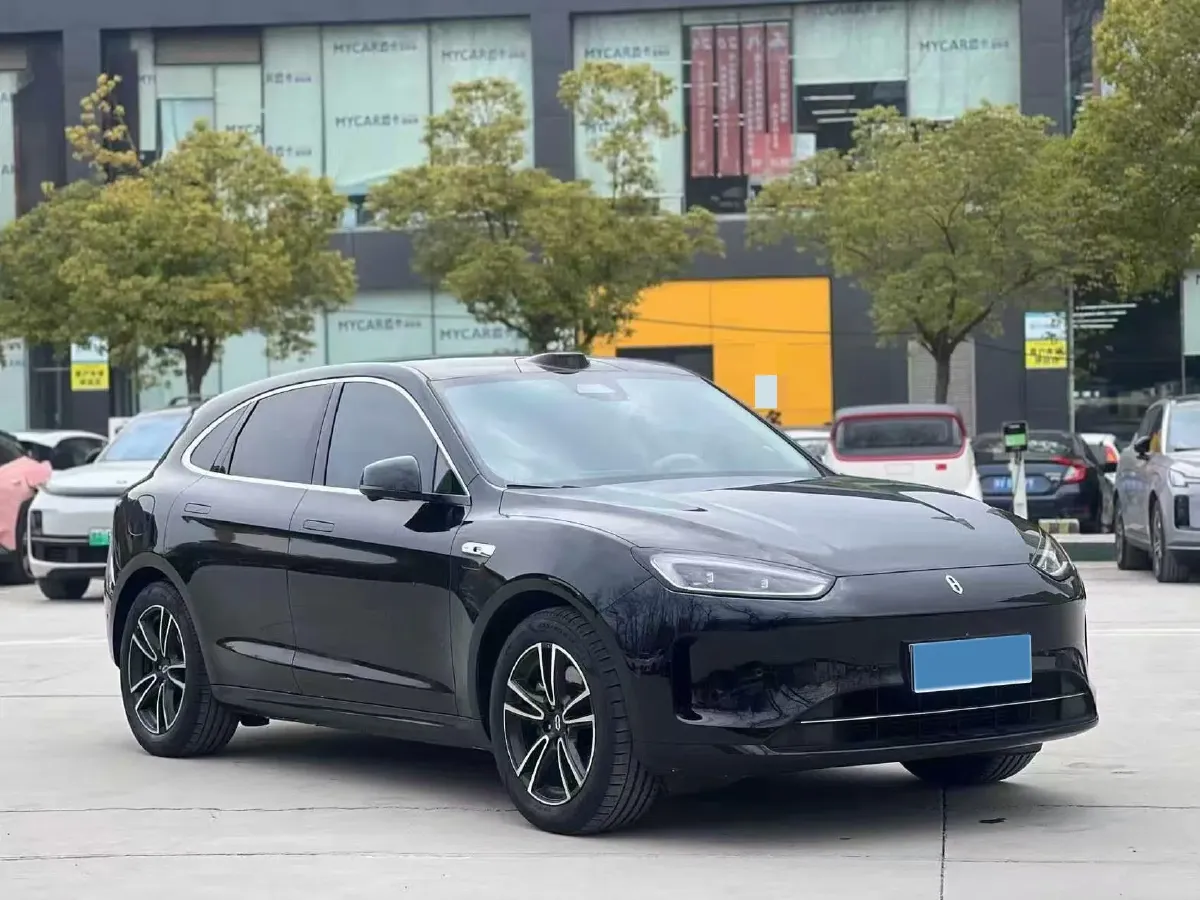 2024 AITO AITO M5 1.5T 152HP L4 REEV 42KWH,autocango,china used car exporter,china ev exporter,chinese used car exporter,chinese used ev exporter