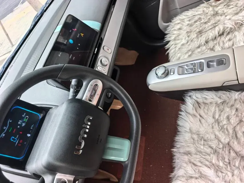 2025 LingBox BOX BEV 19.2KWH,autocango,china used car exporter,china ev exporter,chinese used car exporter,chinese used ev exporter