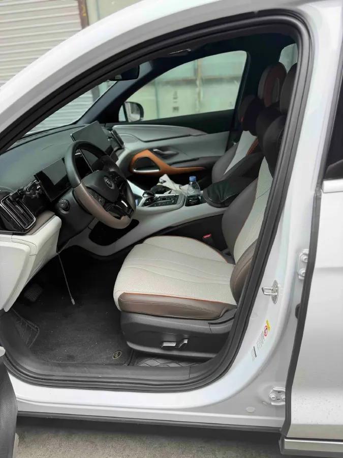 2022 Geely JiaJi 1.5T 177HP L3 7DCT PHEV 15.5KWH,autocango,china used car exporter,china ev exporter,chinese used car exporter,chinese used ev exporter