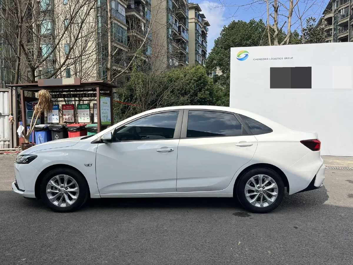 2023 Chevrolet Monza 1.5L 113HP L4 6DCT,autocango,china used car exporter,china ev exporter,chinese used car exporter,chinese used ev exporter