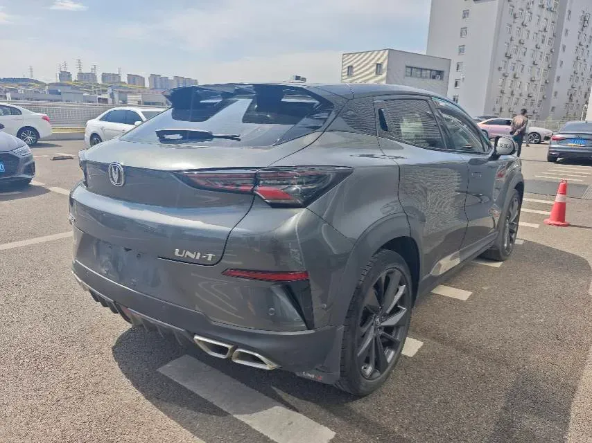 2020 ChangAn UNI-T 1.5T 180HP L4 7DCT,autocango,china used car exporter,china ev exporter,chinese used car exporter,chinese used ev exporter