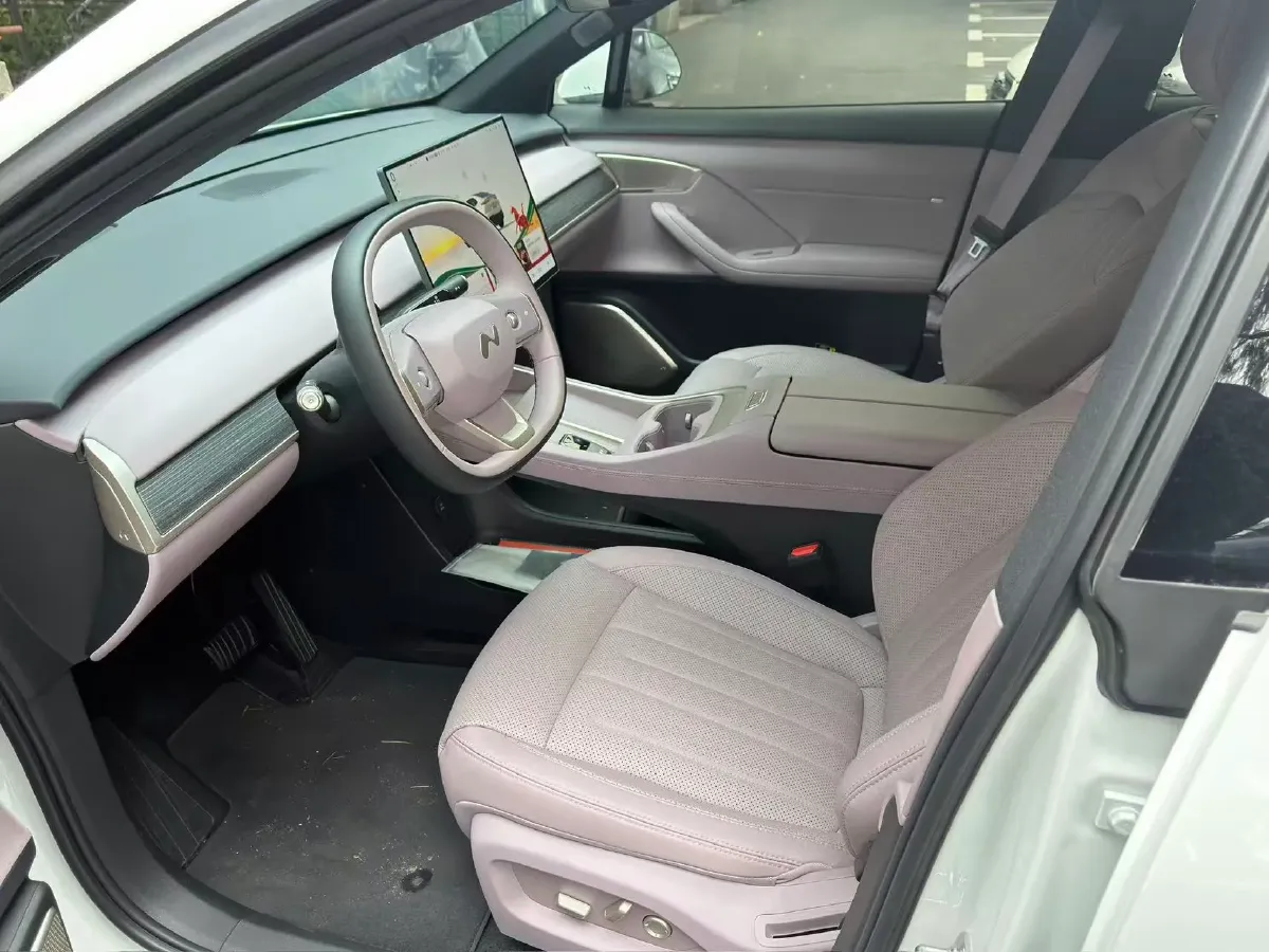 2024 ONVO L60 BEV 60KWH,autocango,china used car exporter,china ev exporter,chinese used car exporter,chinese used ev exporter