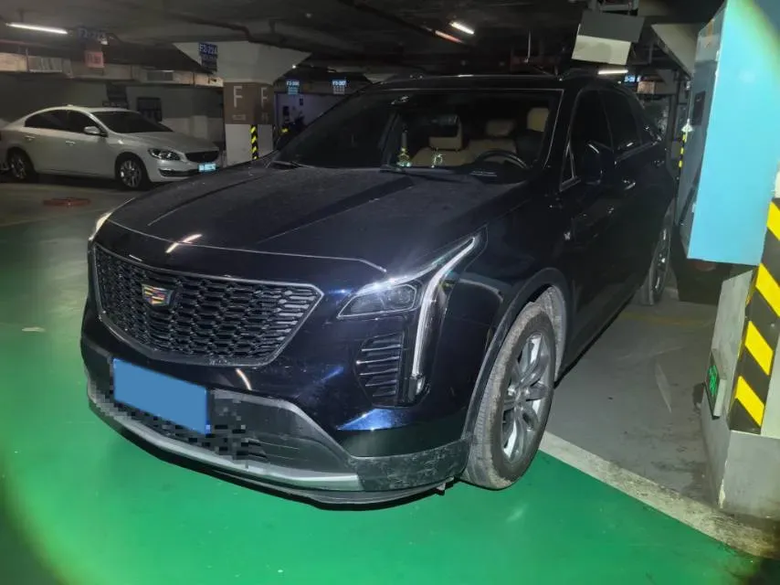 2022 Cadillac XT4 2.0T 237HP L4 9AT,autocango,china used car exporter,china ev exporter,chinese used car exporter,chinese used ev exporter