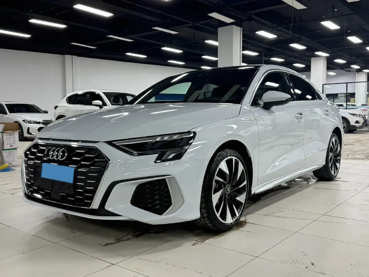 2022 Audi A3 1.4T 150HP L4 7DCT,autocango,china used car exporter,china ev exporter,chinese used car exporter,chinese used ev exporter
