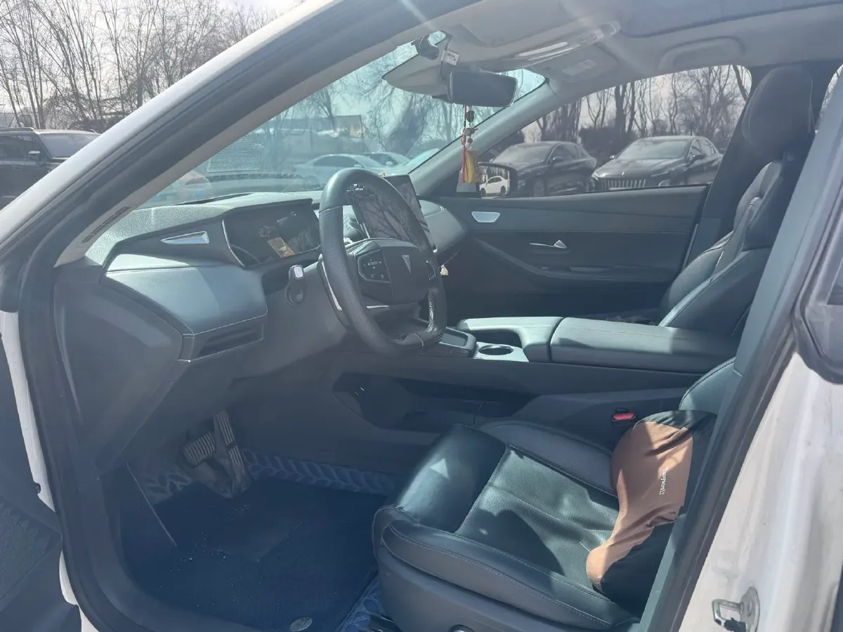 2022 DongFeng Forthing LingZhi EV BEV 68.4KWH,autocango,china used car exporter,china ev exporter,chinese used car exporter,chinese used ev exporter