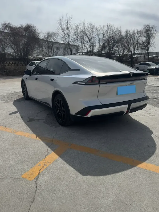 2022 DongFeng Forthing LingZhi EV BEV 68.4KWH,autocango,china used car exporter,china ev exporter,chinese used car exporter,chinese used ev exporter