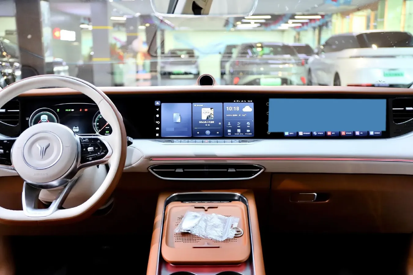 2024 Voyah FREE 1.5T 150HP L4 REEV 39.2KWH,autocango,china used car exporter,china ev exporter,chinese used car exporter,chinese used ev exporter