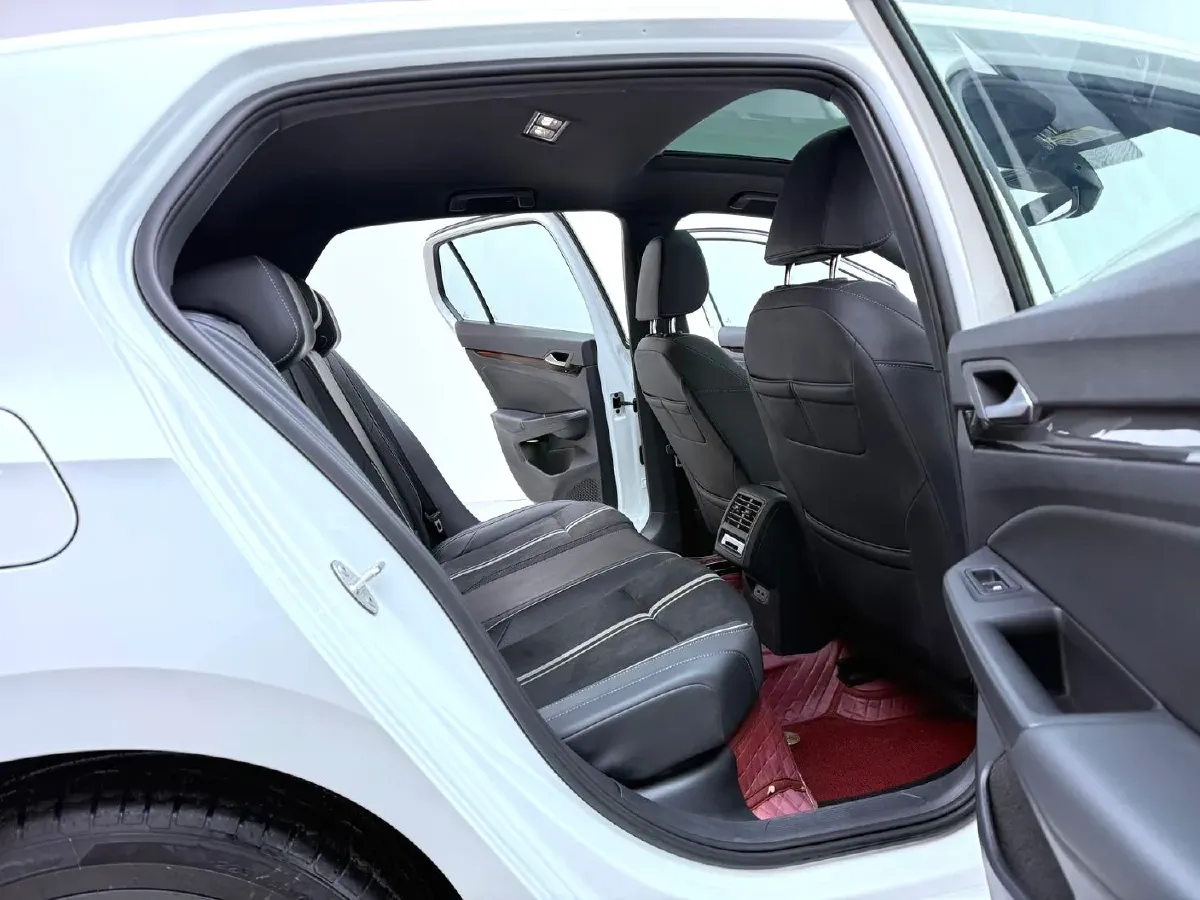 2021 Volkswagen Golf 1.4T 150HP L4 7DCT,autocango,china used car exporter,china ev exporter,chinese used car exporter,chinese used ev exporter