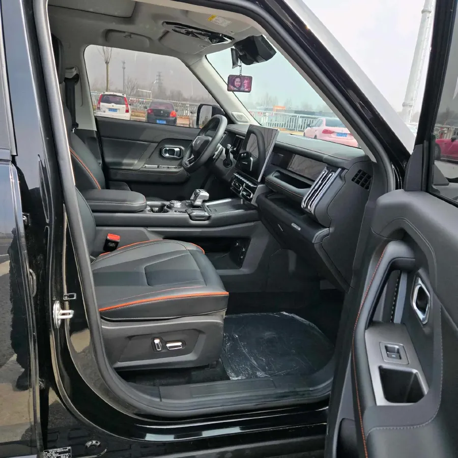 2025 Jetour Traveller 2.0T 254HP L4 7DCT,autocango,china used car exporter,china ev exporter,chinese used car exporter,chinese used ev exporter