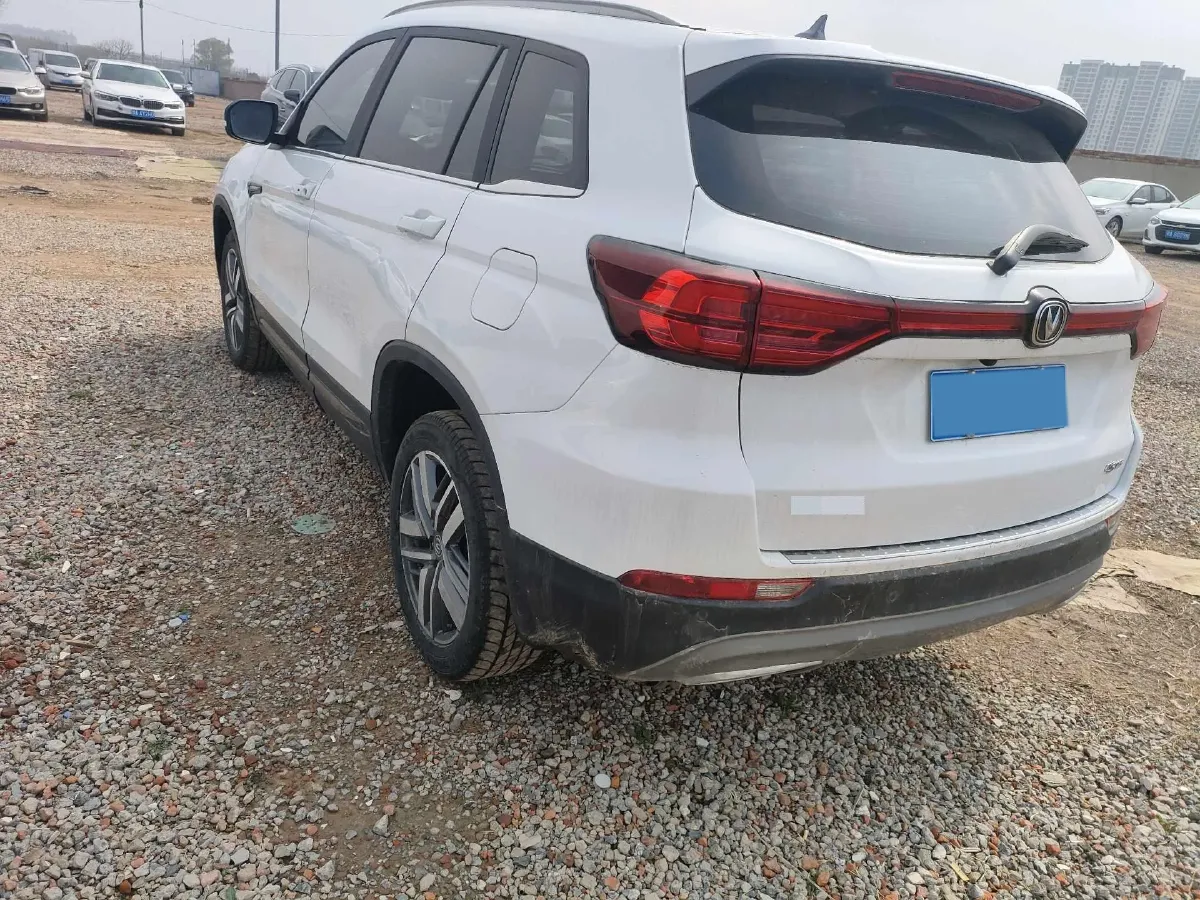 2024 ChangAn CS75 1.5T 188HP L4 7DCT,autocango,china used car exporter,china ev exporter,chinese used car exporter,chinese used ev exporter