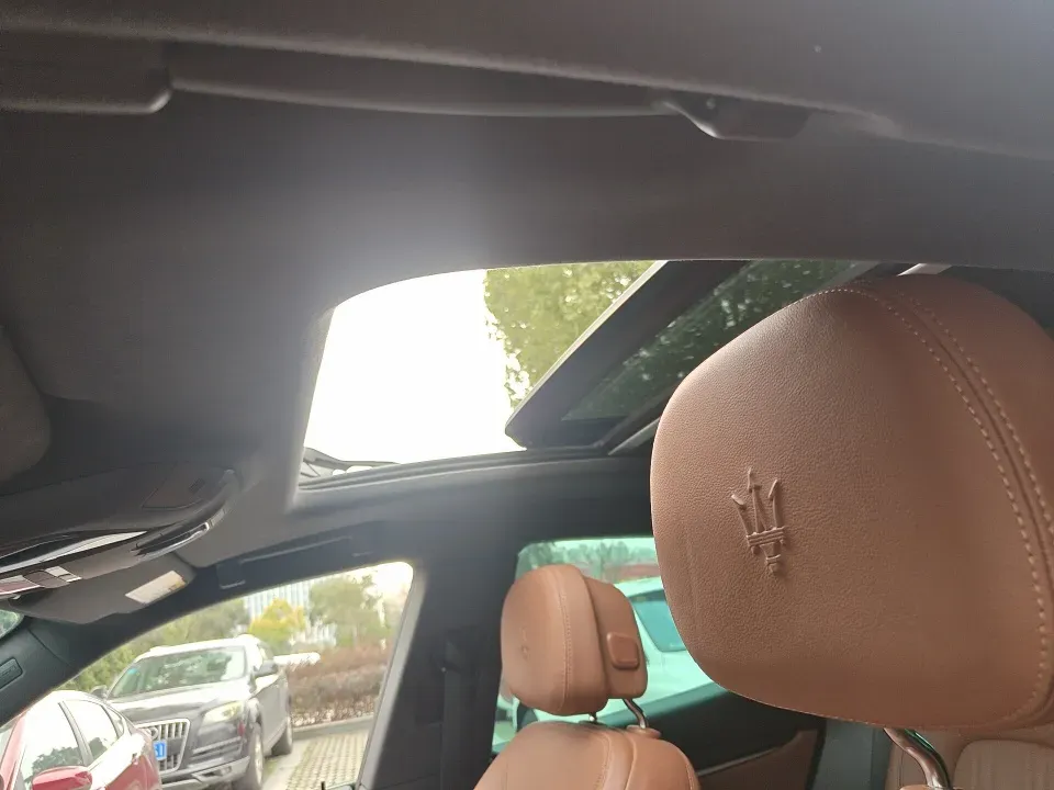 2019 Maserati Levante 3.0T 350HP V6 8AT,autocango,china used car exporter,china ev exporter,chinese used car exporter,chinese used ev exporter