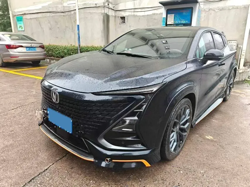 2022 ChangAn UNI-T 2.0T 233HP L4 8AT,autocango,china used car exporter,china ev exporter,chinese used car exporter,chinese used ev exporter